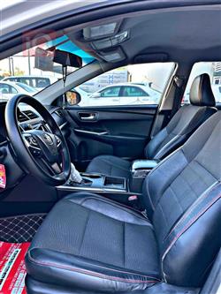 تۆیۆتا کامری